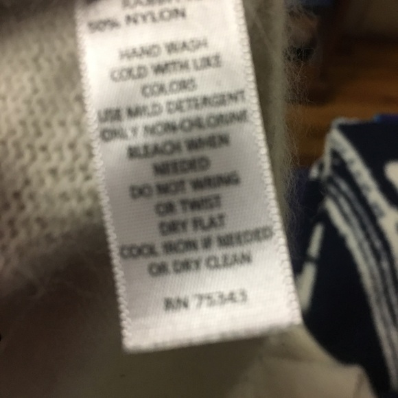 Sweater - Picture 3 of 4